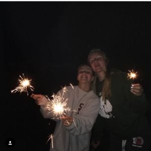 Meet your Posher, Lily